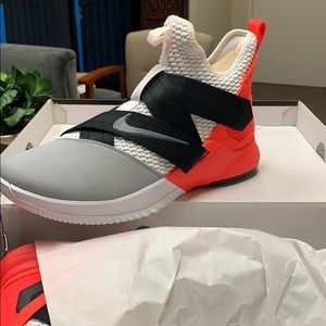 Nike- Lebron Soldier XII SFG